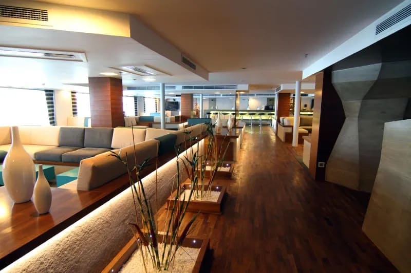 Le Fayan Lounge 2026 — Contemporary 2011 Design | Luxury Fine Dining | Thu/Mon | $949